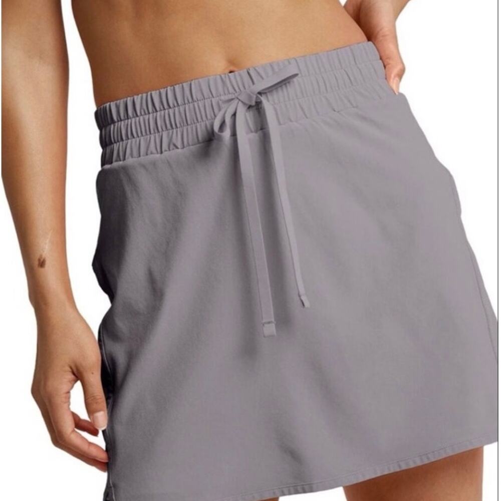 Beyond Yoga In Stride Lined Athletic Skort Gray Drawstring Skirt Women’s M